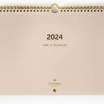 A Journal Familieplanner 2024 A4 Beige (1)