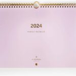 A Journal Familieplanner 2024 A4 Lila (2)